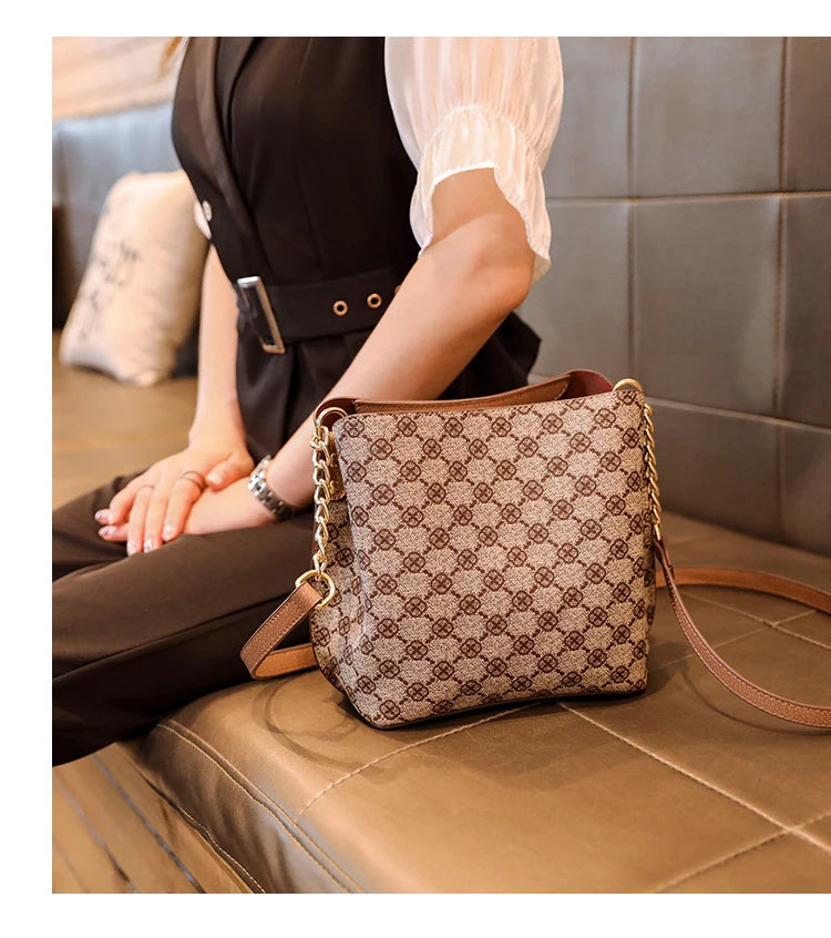 Women's Fashion Small Bucket Shoulder Bag – Luxury Crossbody Bag with Chain Strap, Vintage PU Handbag