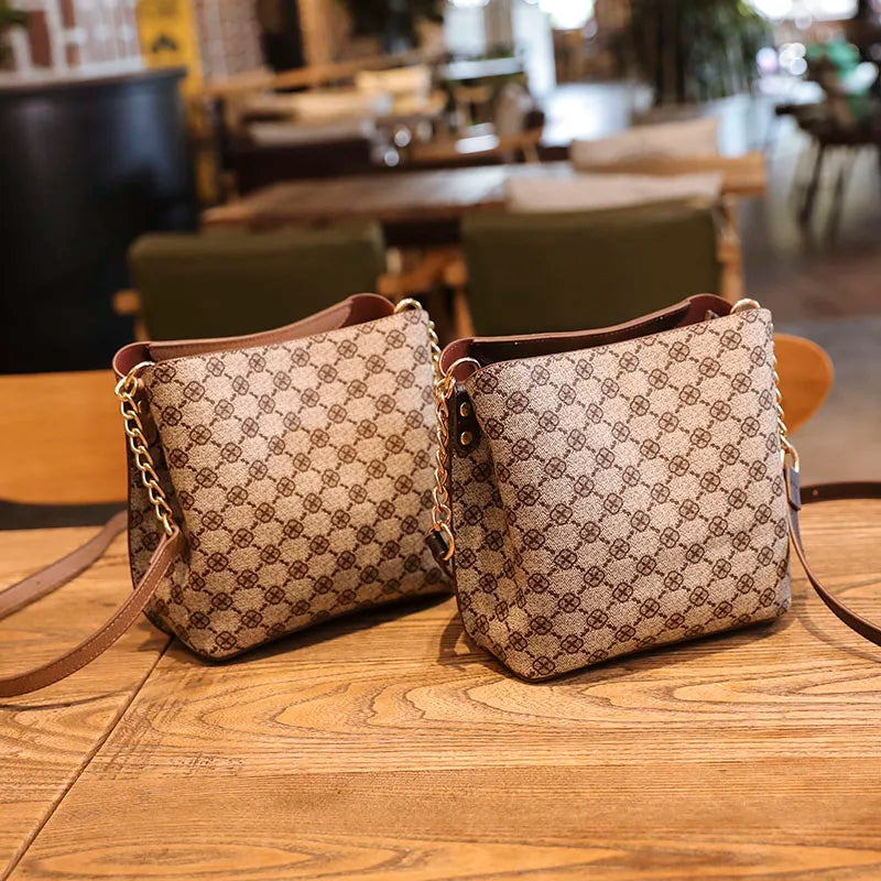 Women's Fashion Small Bucket Shoulder Bag – Luxury Crossbody Bag with Chain Strap, Vintage PU Handbag
