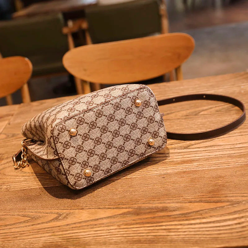 Women's Fashion Small Bucket Shoulder Bag – Luxury Crossbody Bag with Chain Strap, Vintage PU Handbag