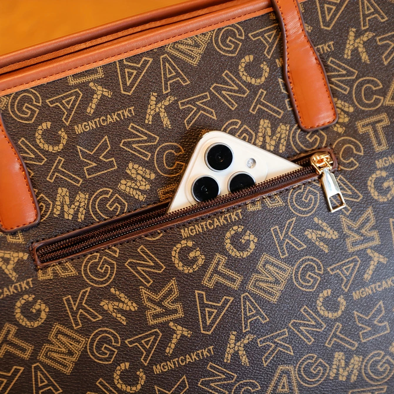 Women's Stylish Handbag Set (Tote & Purse)